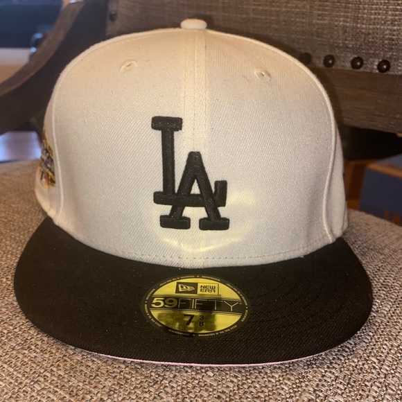 New Era Other - Men’s new era hat size 7 3/8